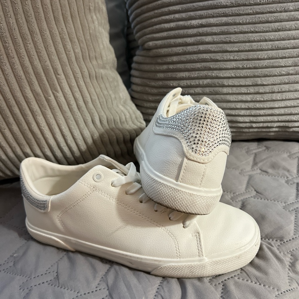 Zara Cream Sneakers with Silver Rhinestone Accent